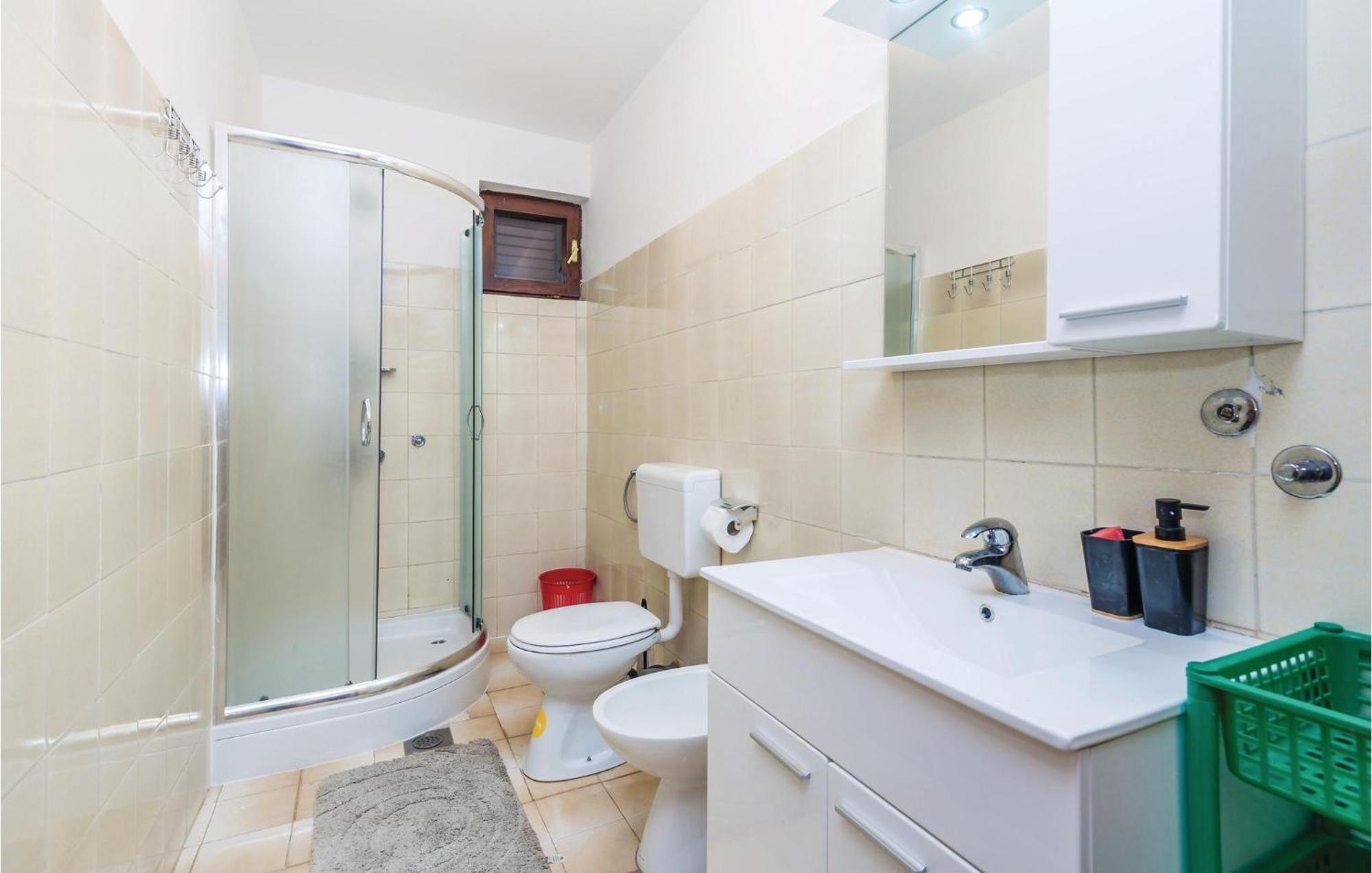 Stunning Apartment In Barbat-Rab With Wifi Barbat na Rabu ภายนอก รูปภาพ